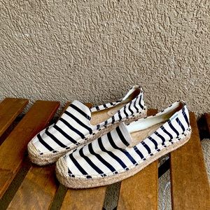 Sz 8.5 Soludos espadrille flats NWOT